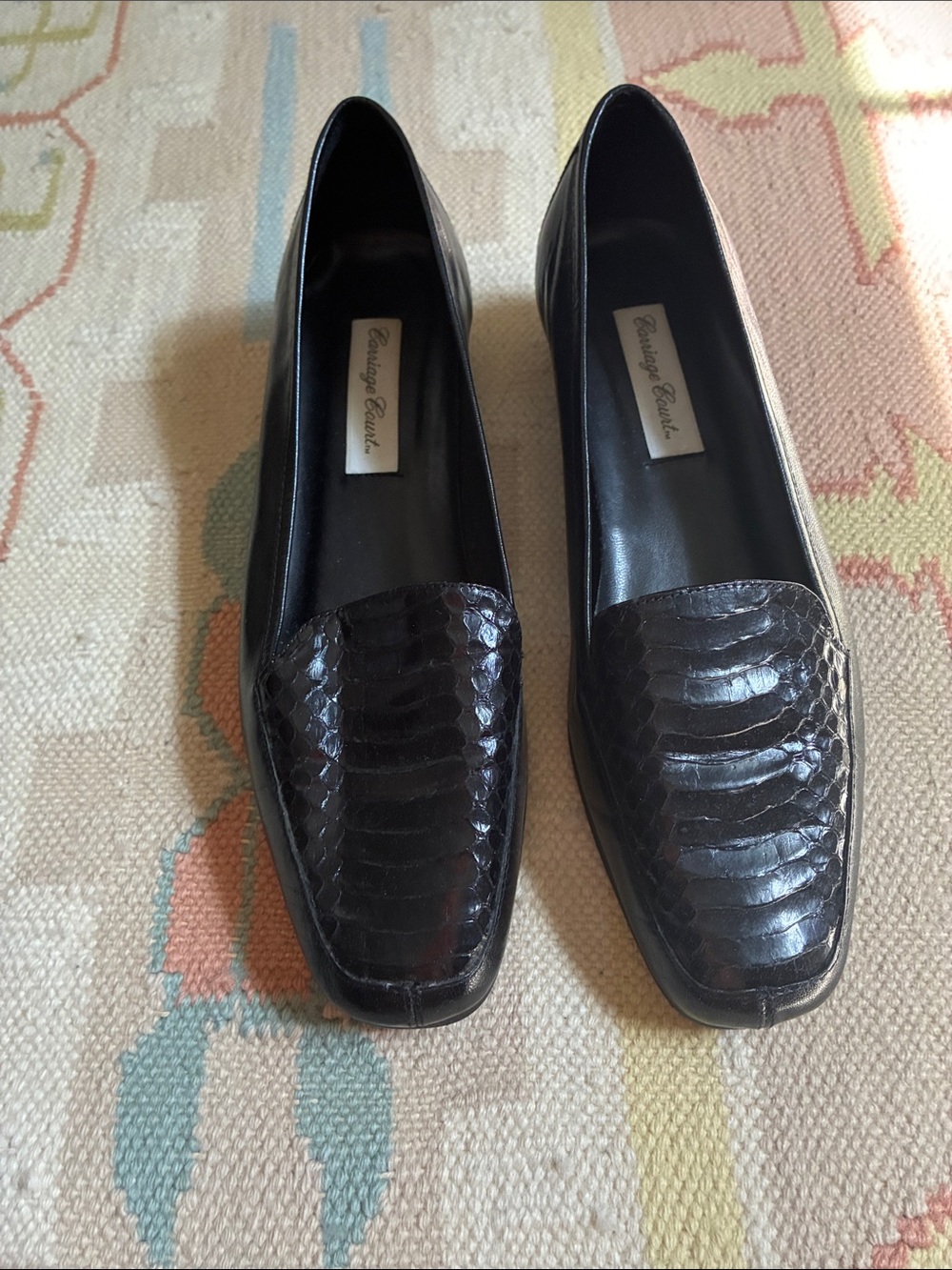 Black Crocodile-Embossed Leather Loafers for Women